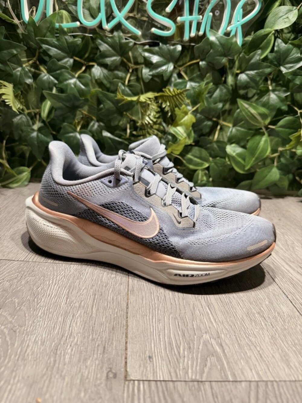 Nike Air Zoom Pegasus 41 Womens Size 8.5 Blue Athletic Running Shoes Sneakers